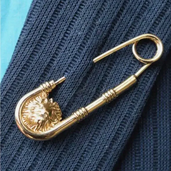 NEW Gold Pin - Picture 1 of 7